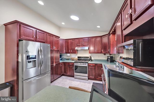 139 SHALOM DR, Denver, PA 17517