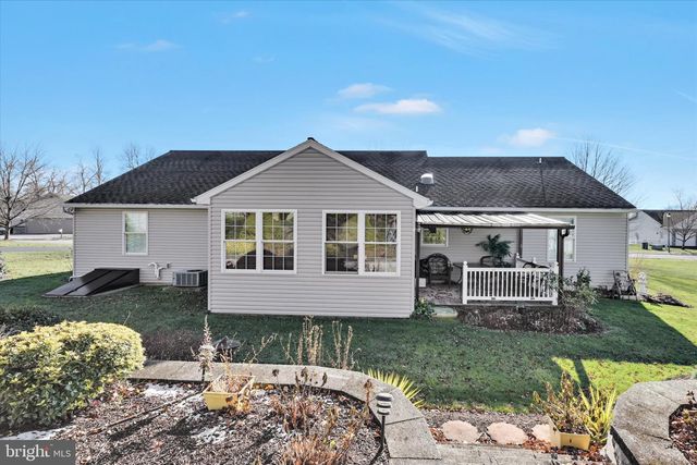 139 SHALOM DR, Denver, PA 17517