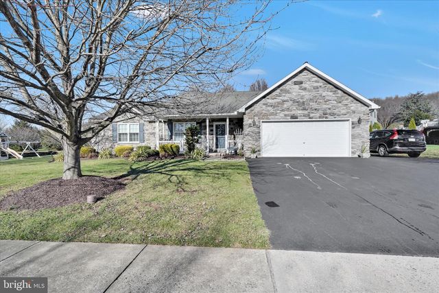 139 SHALOM DR, Denver, PA 17517