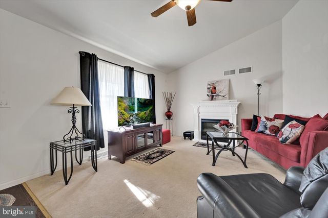 139 SHALOM DR, Denver, PA 17517