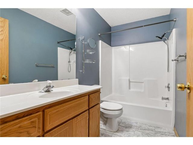 1816 Lupine Drive, Hudson, WI 54016