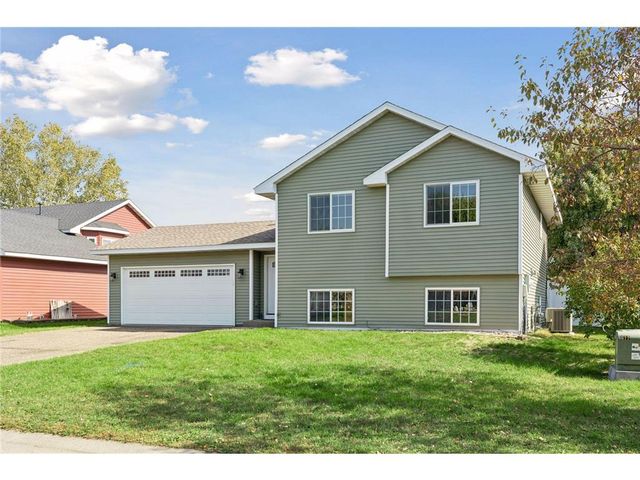 1816 Lupine Drive, Hudson, WI 54016