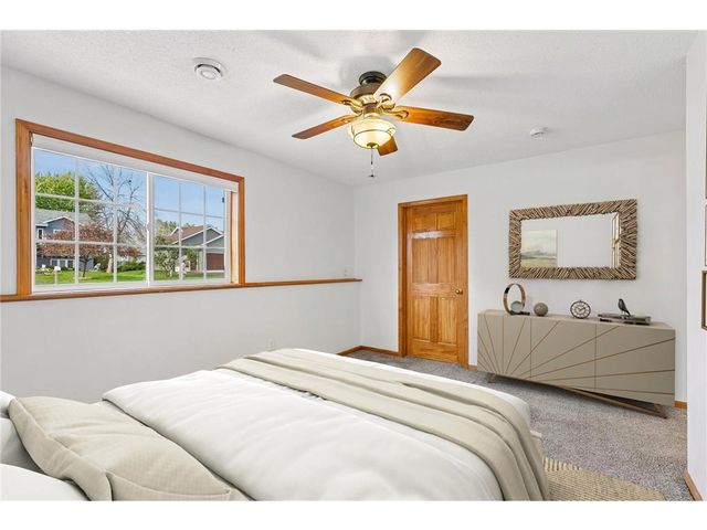 1816 Lupine Drive, Hudson, WI 54016
