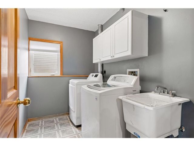 1816 Lupine Drive, Hudson, WI 54016