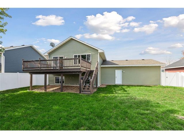 1816 Lupine Drive, Hudson, WI 54016