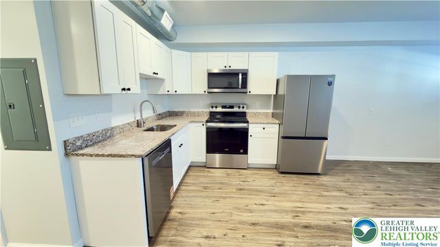 403 Walnut Street C, Bath Boro, PA 18014