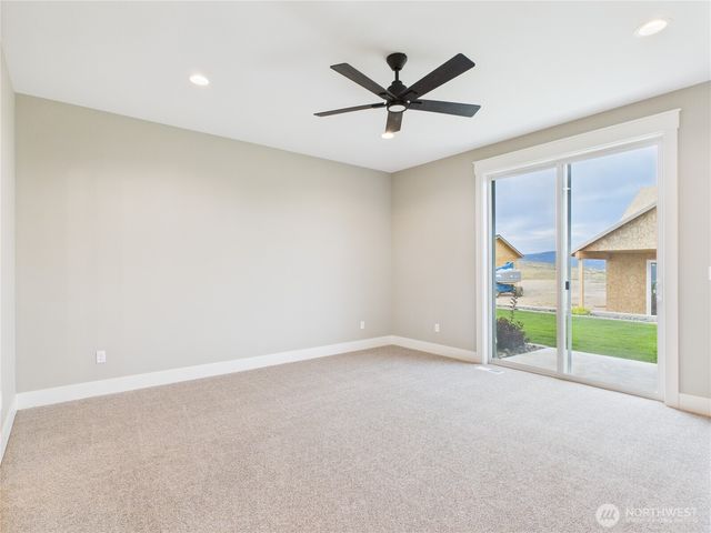 902 NE Tyler Place, East Wenatchee, WA 98802