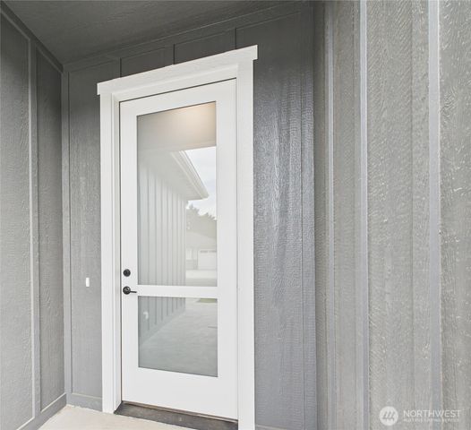 902 NE Tyler Place, East Wenatchee, WA 98802