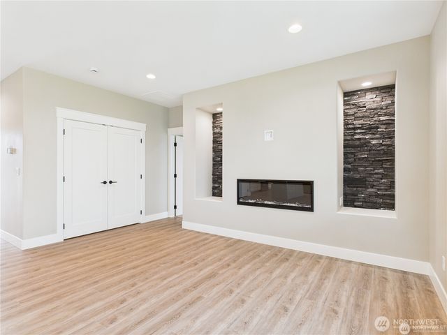 902 NE Tyler Place, East Wenatchee, WA 98802