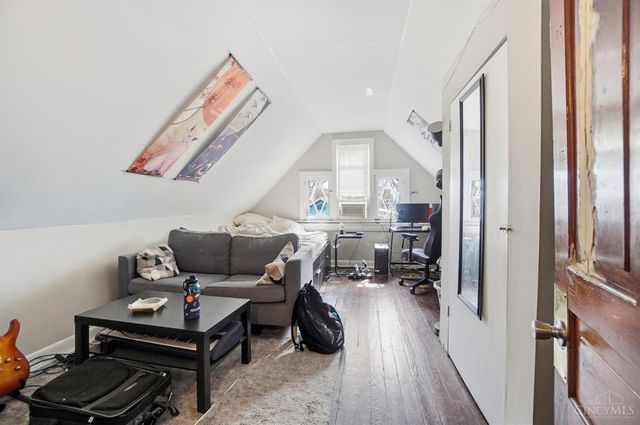 46 Graham Street, Cincinnati, OH 45219