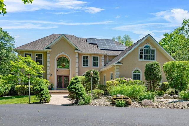 7 Farm Hollow Road, Cornwall, NY 12518