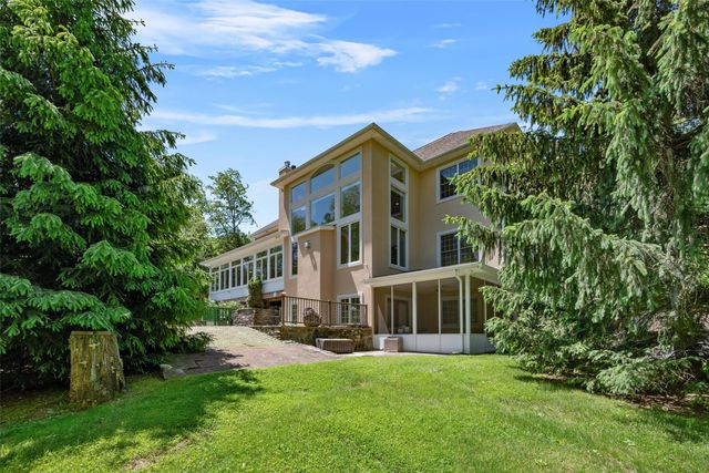 7 Farm Hollow Road, Cornwall, NY 12518