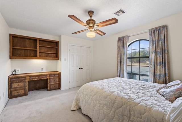 5430 Coach Road, Bossier City, LA 71111