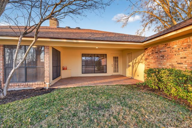 5430 Coach Road, Bossier City, LA 71111