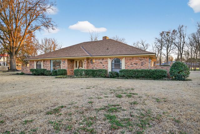 5430 Coach Road, Bossier City, LA 71111