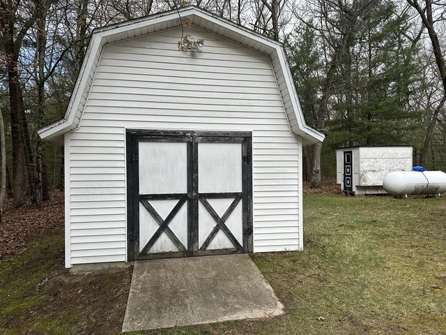 9767 S Rebecca Road, Baldwin, MI 49304