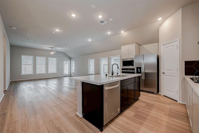 8539 International Falls Drive, Porter, TX 77365