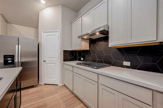 8539 International Falls Drive, Porter, TX 77365