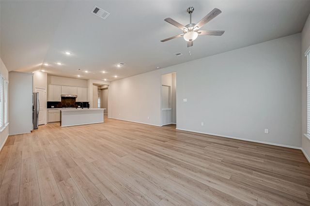 8539 International Falls Drive, Porter, TX 77365