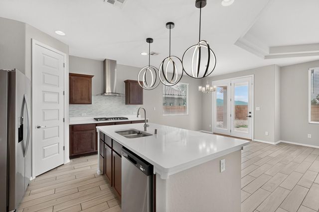 7007 Wrangell Loop NE, Rio Rancho, NM 87144