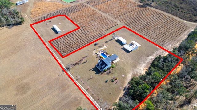 1054 Penny Morris, Baxley, GA 31513