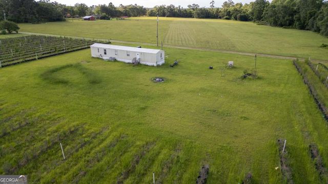 1054 Penny Morris, Baxley, GA 31513