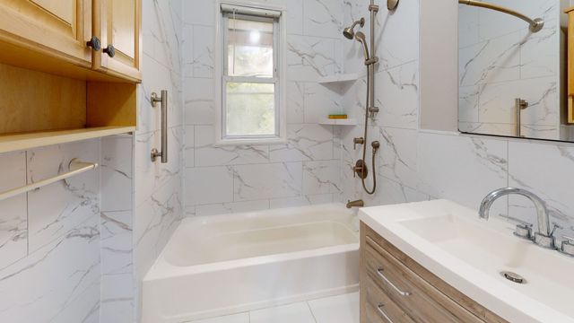 8 Murray Hill Rd 2, Malden, MA 02148
