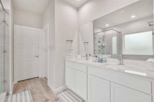 14226 Lake Lodge Dr Drive, Conroe, TX 77384
