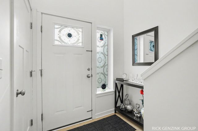 392 Harbor Town Court 4, Holland City, MI 49423