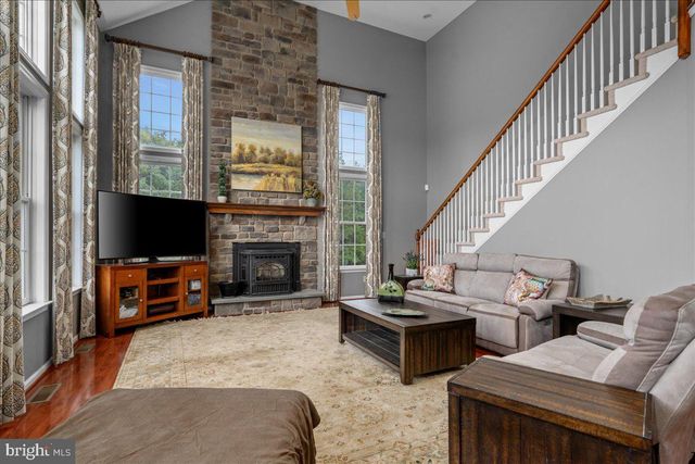 174 SMITHTOWN RD, Pipersville, PA 18947