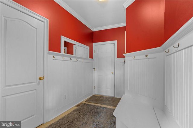 174 SMITHTOWN RD, Pipersville, PA 18947