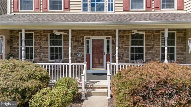 174 SMITHTOWN RD, Pipersville, PA 18947