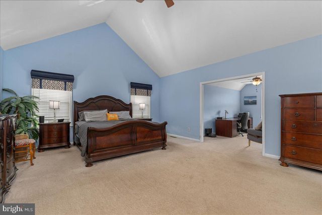 174 SMITHTOWN RD, Pipersville, PA 18947