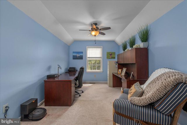 174 SMITHTOWN RD, Pipersville, PA 18947