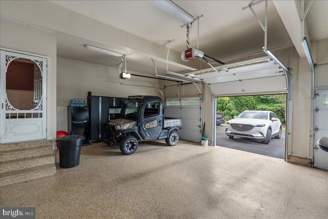 174 SMITHTOWN RD, Pipersville, PA 18947