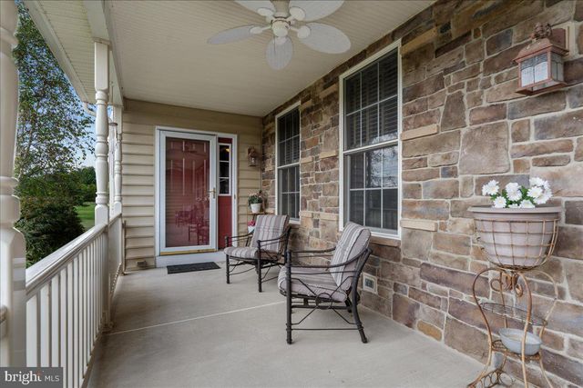 174 SMITHTOWN RD, Pipersville, PA 18947