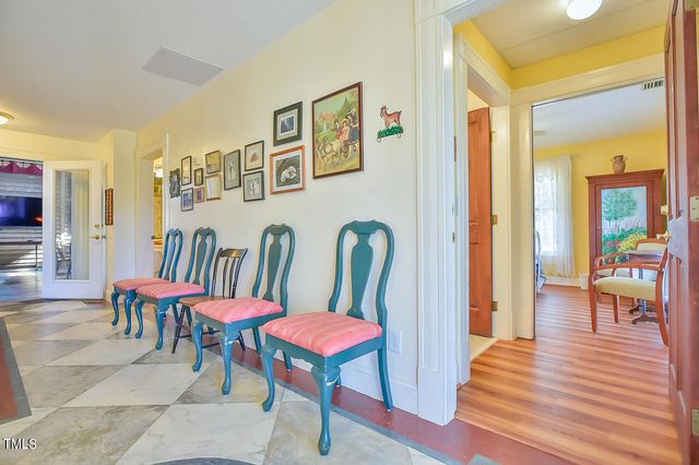 144 Celebrity Dairy Way, Siler City, NC 27344