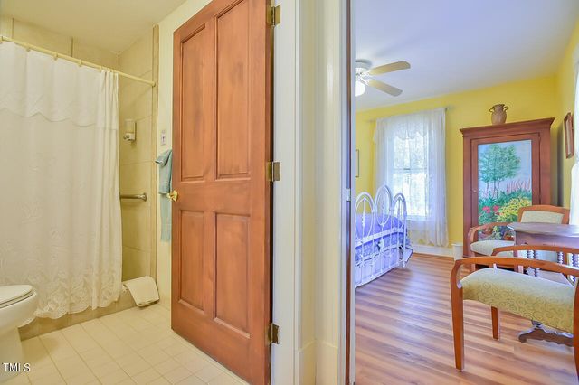 144 Celebrity Dairy Way, Siler City, NC 27344