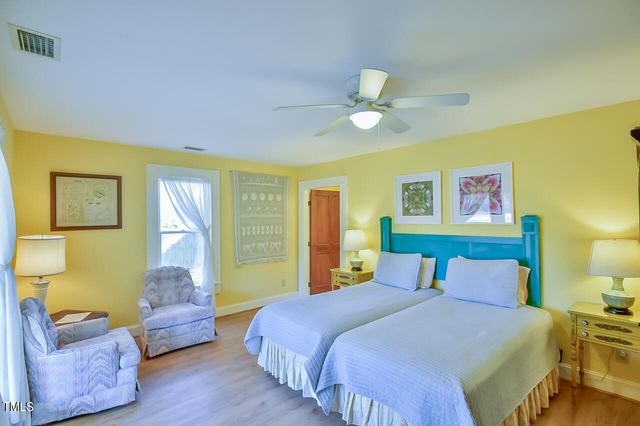 144 Celebrity Dairy Way, Siler City, NC 27344