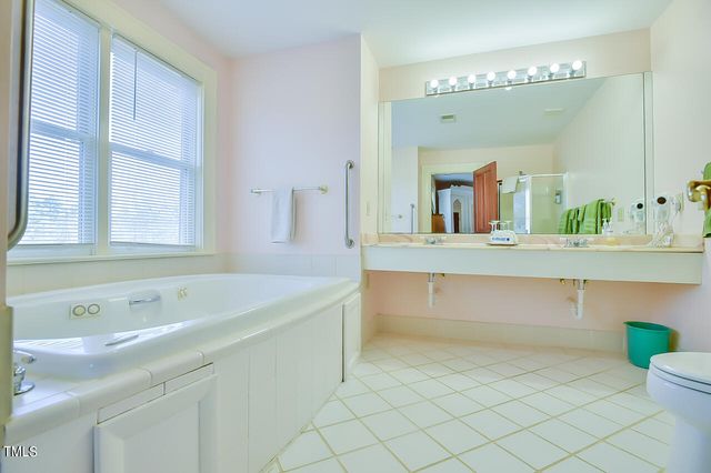 144 Celebrity Dairy Way, Siler City, NC 27344