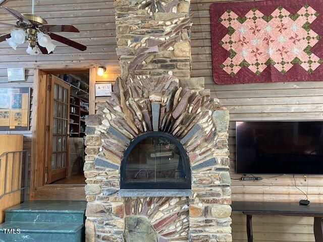 144 Celebrity Dairy Way, Siler City, NC 27344