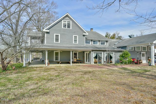 144 Celebrity Dairy Way, Siler City, NC 27344