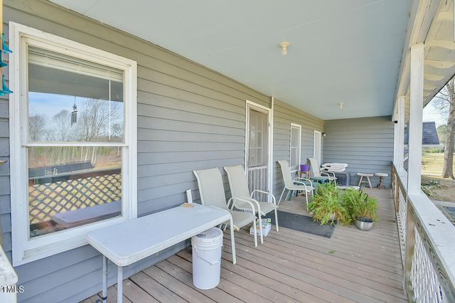 144 Celebrity Dairy Way, Siler City, NC 27344