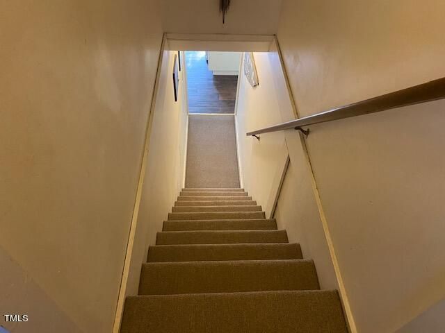 144 Celebrity Dairy Way, Siler City, NC 27344