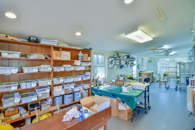 144 Celebrity Dairy Way, Siler City, NC 27344