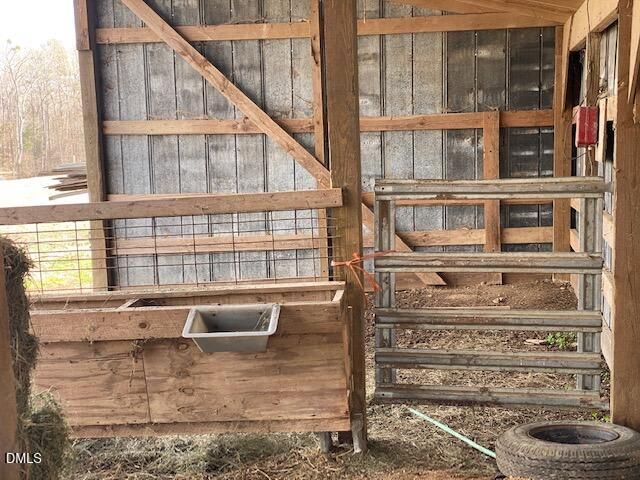 144 Celebrity Dairy Way, Siler City, NC 27344