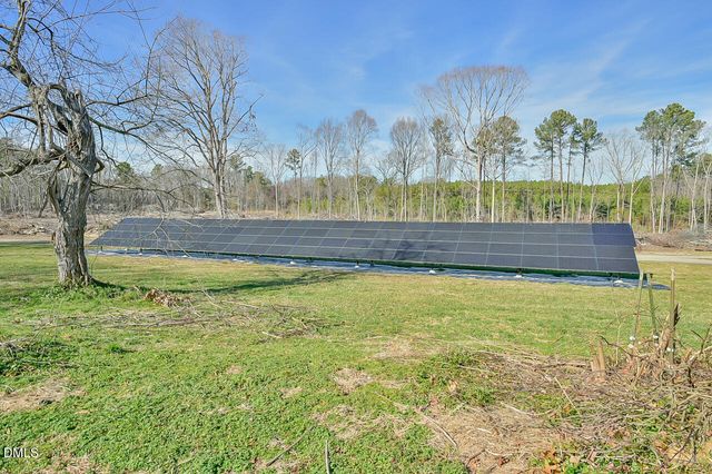 144 Celebrity Dairy Way, Siler City, NC 27344