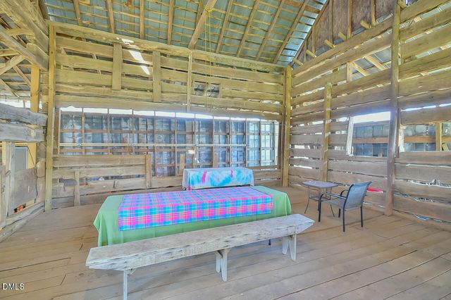 144 Celebrity Dairy Way, Siler City, NC 27344