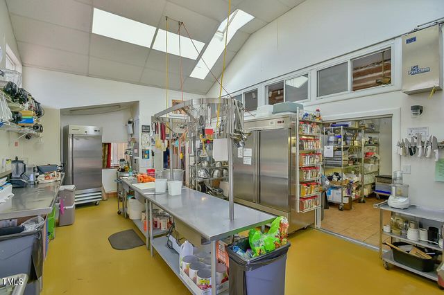 144 Celebrity Dairy Way, Siler City, NC 27344