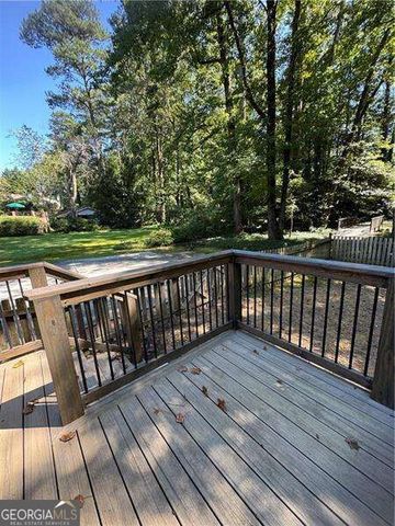 304 Colewood Way NW, Sandy Springs, GA 30328